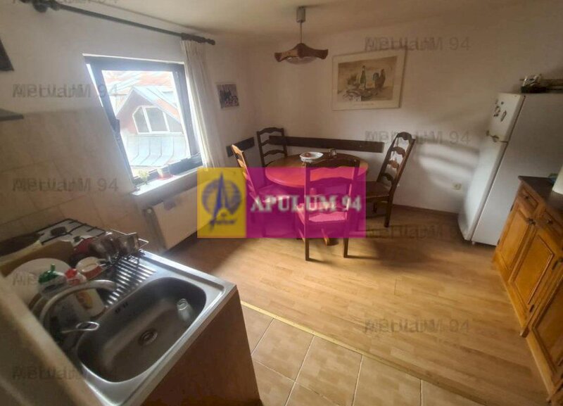 De vanzare apartament in vila - Sinaia